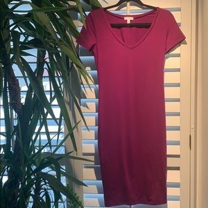 Leith dress, v-neck, bodycon in bright Fuscia (Sm)